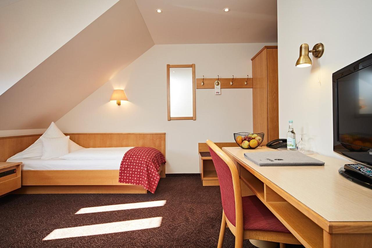 Landhotel Mohren Neuravensburg Exterior photo