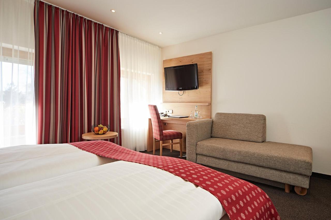 Landhotel Mohren Neuravensburg Exterior photo