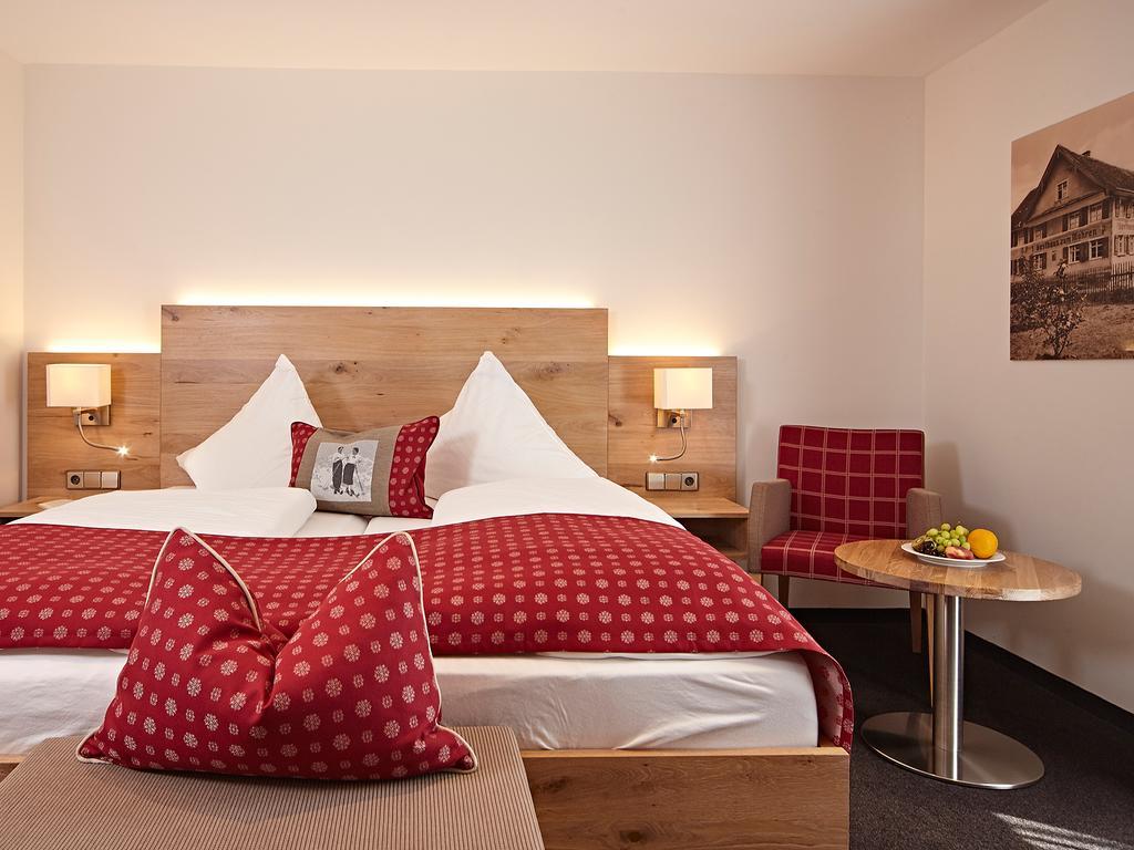 Landhotel Mohren Neuravensburg Exterior photo