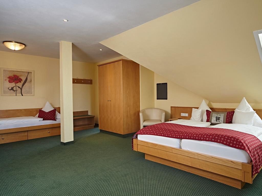 Landhotel Mohren Neuravensburg Exterior photo