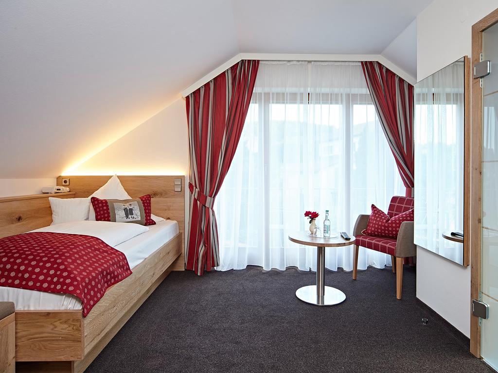 Landhotel Mohren Neuravensburg Exterior photo